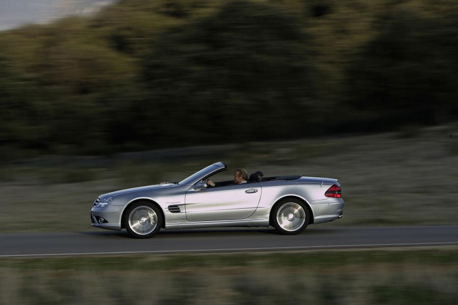  Mercedes-Benz SL55 AMG 2006 года  (фото 25 из 69)